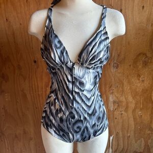 Jantzen Black and Gray Patterned One-Piece Swimsuit 80s size 12